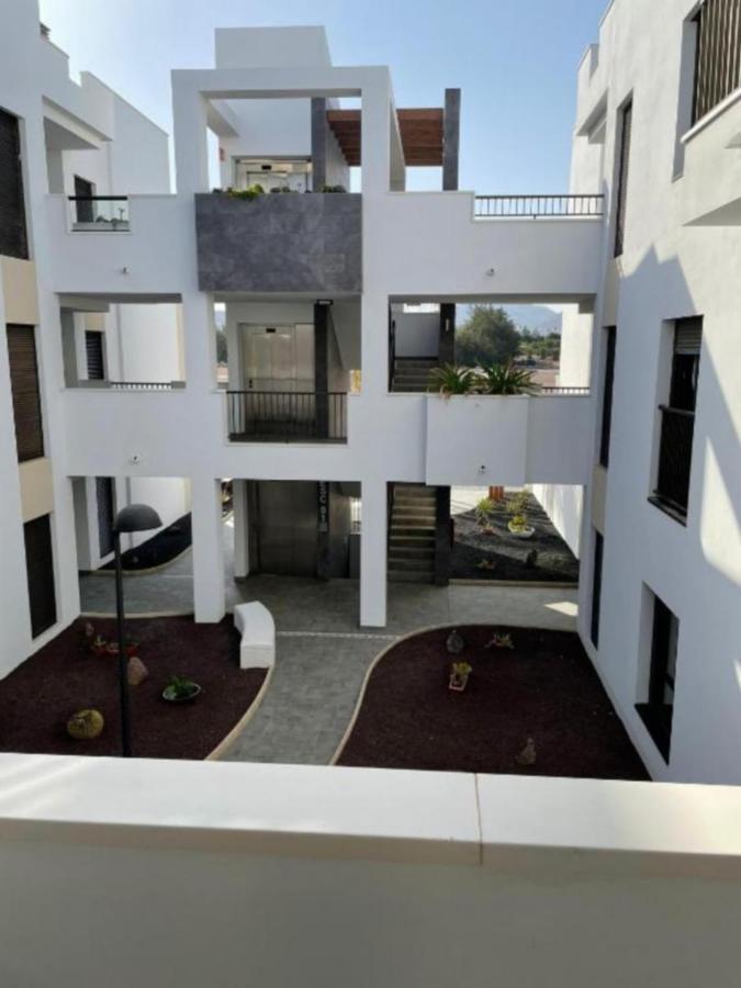 Green View Luxury Appartment In New Complex Pueblo Majorero Next To Golf Course 5 Min Walk From The Beach And Atlantico Shopping Centre In Caleta De Fuste Next To Cassino And Elba Sara Hotel 2 Bedrooms 2 Bathrooms Huge Terace! Экстерьер фото