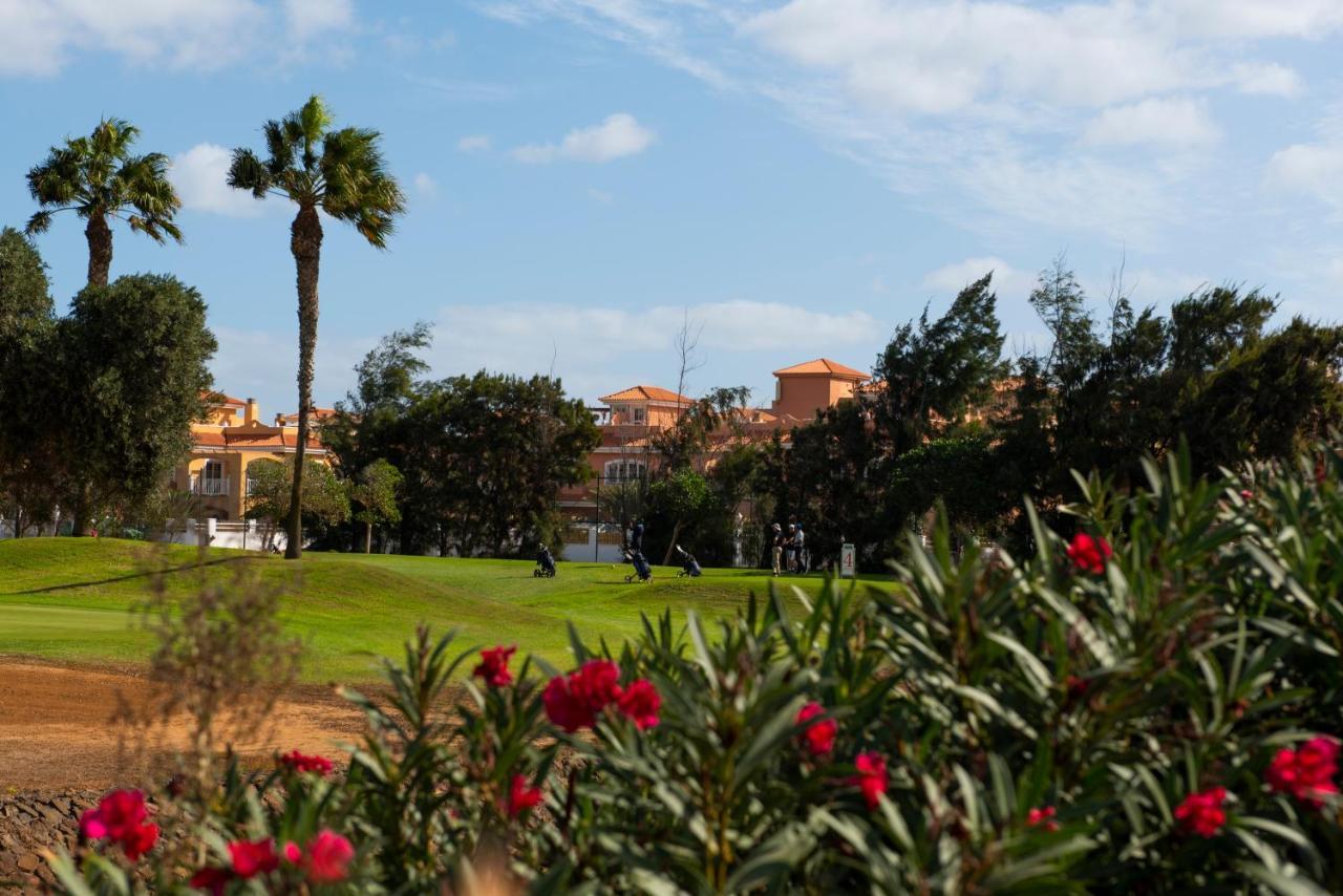 Green View Luxury Appartment In New Complex Pueblo Majorero Next To Golf Course 5 Min Walk From The Beach And Atlantico Shopping Centre In Caleta De Fuste Next To Cassino And Elba Sara Hotel 2 Bedrooms 2 Bathrooms Huge Terace! Экстерьер фото